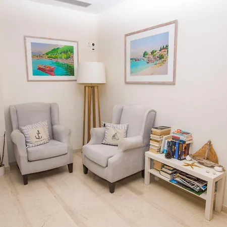 Grand Boutique Hotel